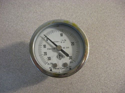 Mc daniel controls rear connect pressure/vac gauge, class 1,6 ss 316 0-30 for sale