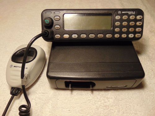 MOTOROLA MCS2000 w/ REMOTE HEAD Model III &amp; MICROPHONE - M01HX+834W - TWO WAY  9