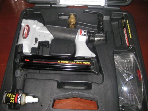 Tradesman Brad Air Nail Gun Magnesium 18 Gauge  #8500 tools new