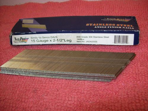 1000 count, 2-1/2&#034;-inch by 15 gauge angle 304 stainless steel finish nail for sale