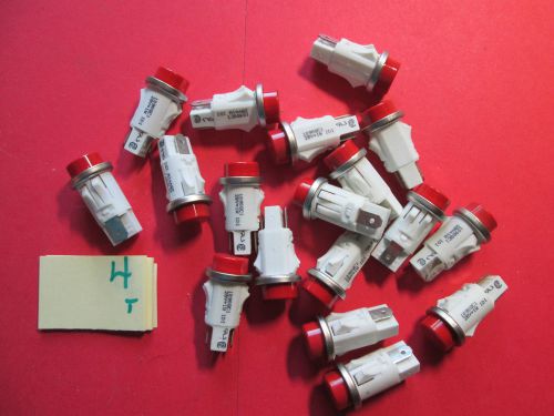 LOT OF 18 NEW CHICAGO MINIATURE RED INDICATOR 1090QC1 IDI 12V 1W (WL12-1)