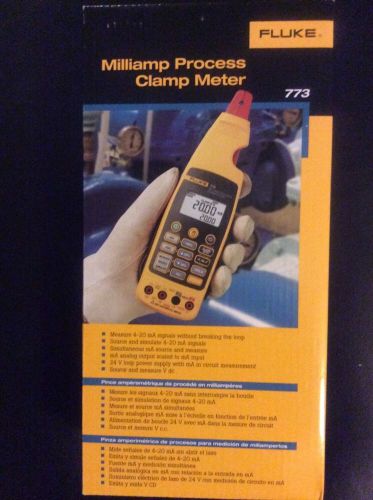 !!Brand New!! Fluke 773 Milliamp Process Clamp Meter with soft case F773