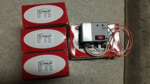 RIBU1S - Enclosed Relay 10Amp SPST-NO - NEW