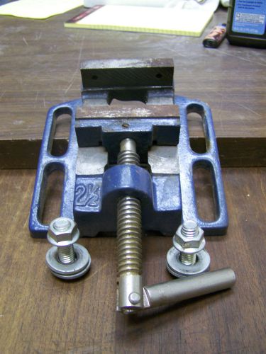 2 1/2&#034; DRILL PRESS VISE FLAT MOUNT