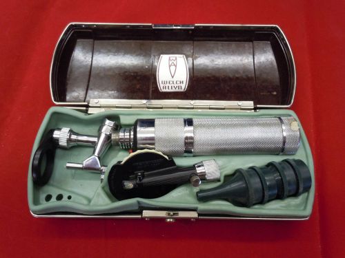 Vintage Welch Allyn Otoscope Ophthalmoscope Diagnostic Set w Bakelite Case