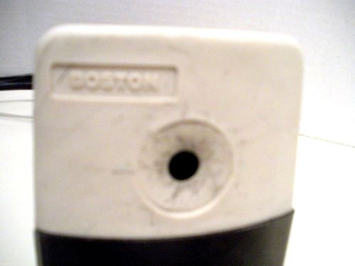 BOSTON MODEL 19 ELECTRIC DESKTOP PENCIL SHARPENER - Made in USA - EUC