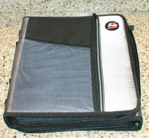 DOUBLE D LOCK THREE RING BINDER BLACK/GRAY NWOT VERY NICE