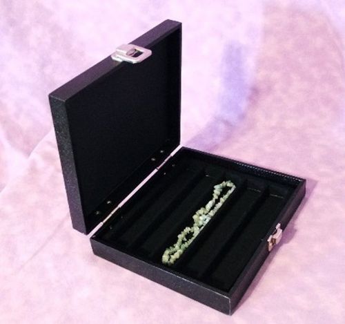 Necklace/bracelet jewelry traveling display case blk for sale