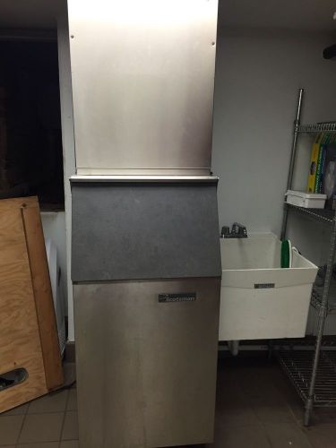 Scottsman Pellet Ice Machine