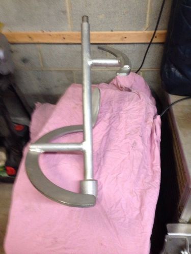 Hobart 1532 Meat Grinder mix arm assy. 00-479517