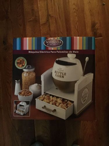 KETTLE CORN MAKER POPPED KORN COATED POPCORN MACHINE~NOSTALGIA ELECTRICS PKC-200