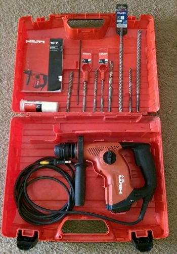 Hilti TE-7 Rotary Hammer Drill w/8 bits