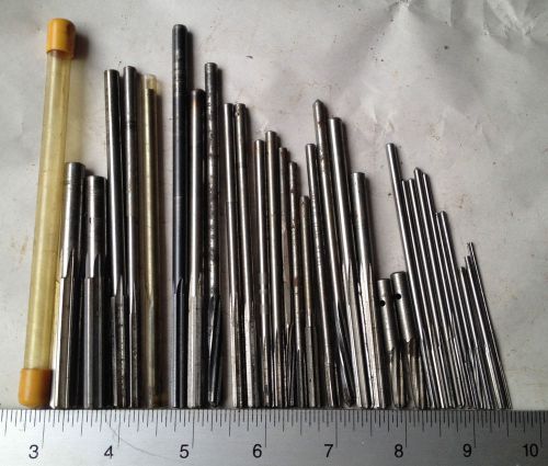 NICE ASSORTED LOT OF 32 REAMER(S) VARIOUS SMALLER SIZES MACHINIST LATHE TOOLS