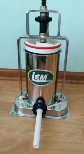 LEM 5LB SAUSAGE STUFFER