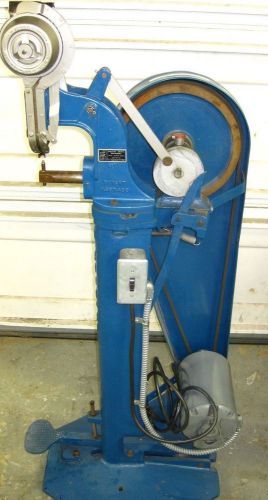 STIMPSON 489 EYELET / ELECTRIC RIVET MACHINE / NICE SHAPE