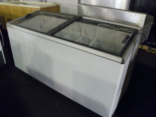 NEW OJEDA NB68 TWO SLIDING DOOR ICE CREAM MERCHANDISE DISPLAY CHEST FREEZER