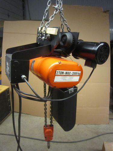 CM Lodestar Electric Chain Hoist 2 Ton Pwr Trolley