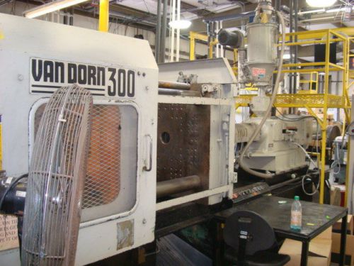 1974 van dorn 300-ton plastic injection molding machine for sale