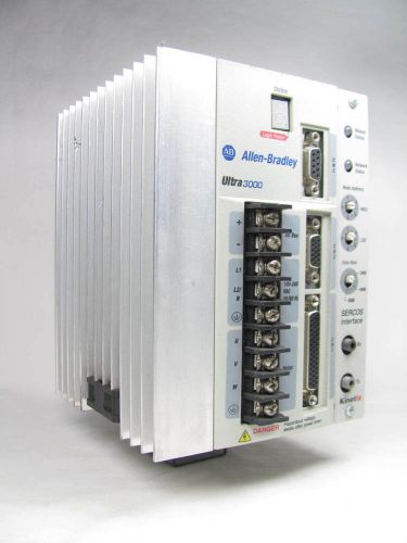 Allen bradley, ultra 3000, digital servo drive, 2098-dsd-020-se, good shape for sale