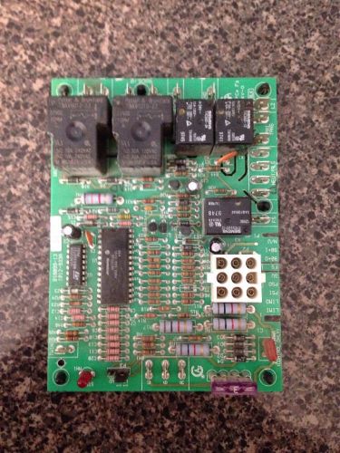 OEM Goodman B18099-13  1012-933A Furnace Control Circuit Board USED SHIPS FREE