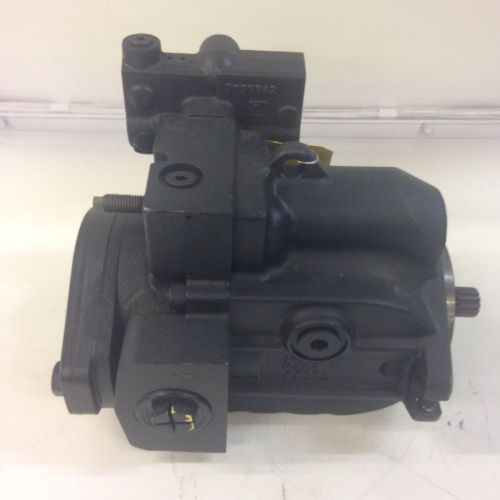 Sauer Danfoss Hydraulic Piston Pump, Model #: LRR03DLS2014NNN3C2BGA6NAAANNNNNN