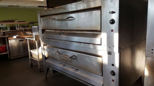 Montague Legend Double Pizza Oven - Model 25P-2