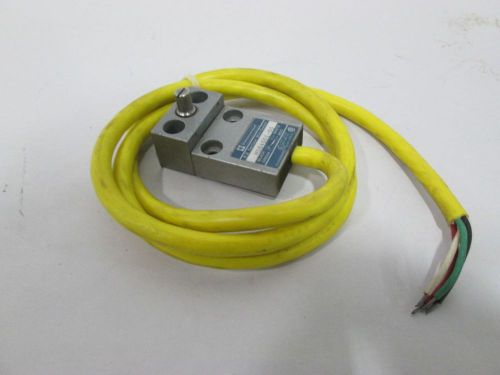 New telemecanique ms04s01-00 limit switch 125/250v-ac 5a amp d319733 for sale