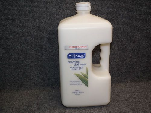 Colgate Palmolive Softsoap Soothing Aloe Vera Moisturizing Hand Soap Cleaner