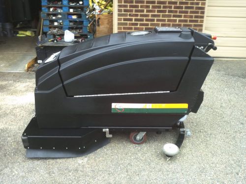 RECONDITIONED NSS WRANGLER 3330 Floor Scrubber , 33-inch under 600Hours