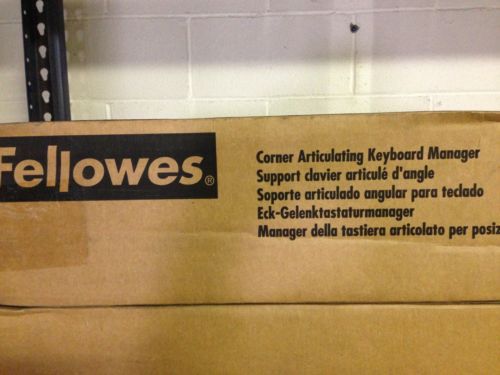 Fellowes Corner Articulating Keyboard Manager