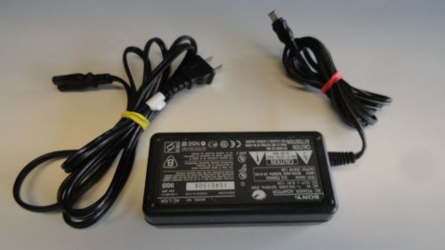 AA2:  Genuine  AC L10A SONY ac adapter CHARGER CyberShot DSC F717