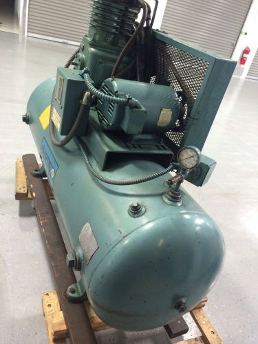 Curtis 5 HP Horizontal air compressor