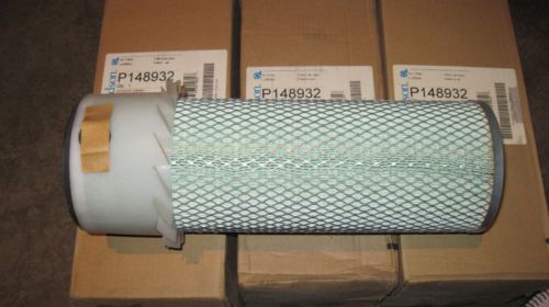 NIB Donaldson Air Filter P148932 HYSTER Same as P535363