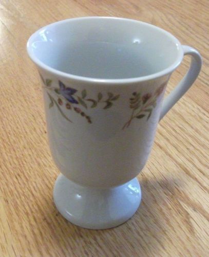 Cordon bleu international footed tea coffee cup mug with floral pattern for sale