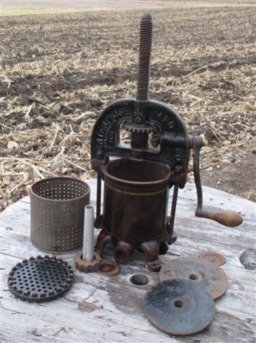 Enterprise 2 Quart Lard Press Cast Iron Sausage Stuffer Fruit Apple Cider Farm i