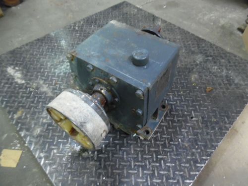 FALK ULTRA MAX GEAR DRIVE, MODEL: 2040FC2A, RATIO 13.86, M.O. 10-0A4119-01, USED