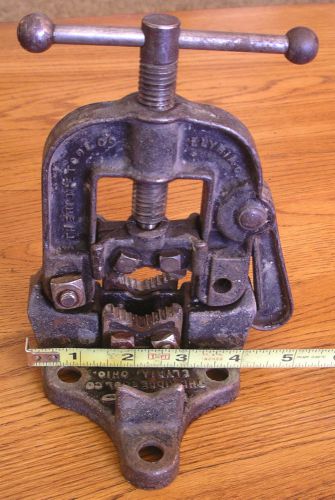 VINTAGE RIDGID RIDGE TOOL CO SMALL PIPE VISE CLAMP PLUMBER PLUMBING USA NEAT