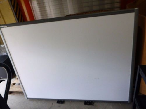 Smartboard SB680 77&#034; diagonal Interactive Whiteboard - CONNECTICUT pickup