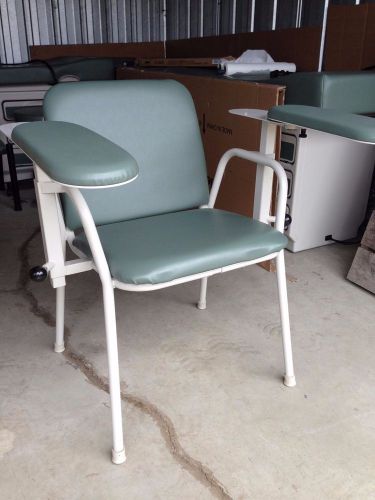 Midmark Phlebotomy / Blood Draw Chair