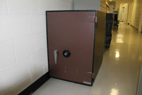 Chubb HEAVY DUTY Security Safe