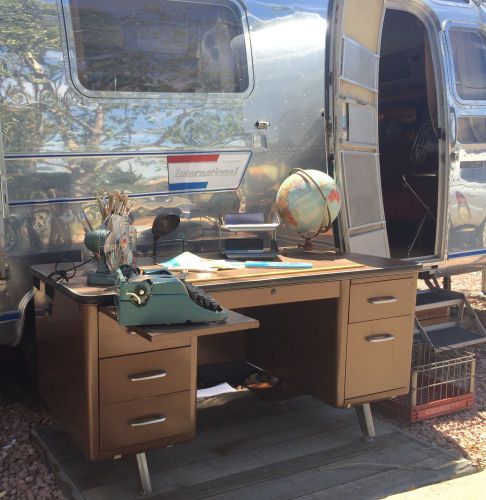 VINTAGE TANKER DESK MID-CENTURY STEEL METAL ANTIQUE RETRO ORIGINAL PAINT!