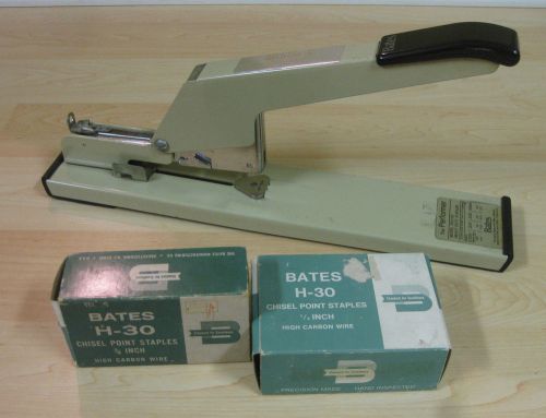 Vtg BATES HEAVY DUTY STAPLER The Performer MODEL 300-HD staples office desktop