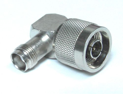 Pasternack PE9550 N Male TNC TNX Female 90 deg Adapter connector Fairview SM4160