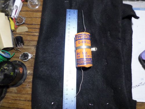 Mallory TC-499 Capacitor 300MFD 150V.D.C NOS