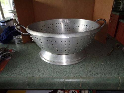 Aluminum Colander with Handle, Heavy Duty,12 quart