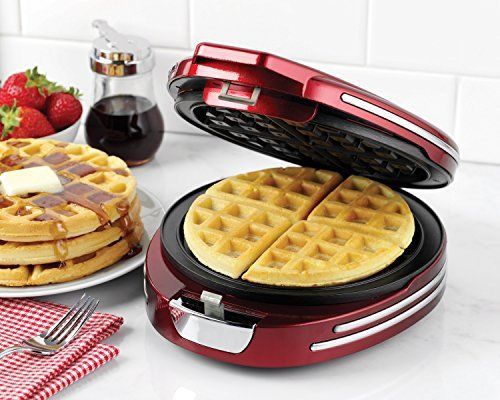 Nostalgia RWM400RNDRED Retro Series &#039;50s-Style Round Belgian Waffle Maker