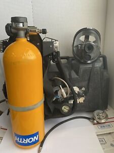 North Safety Equipment 800 Series Self Contained Breathing Apparatus w/case