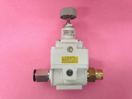 SMC IR3000-F04 precision regulator NEW