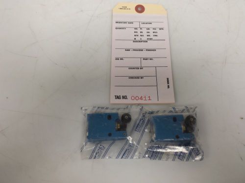 LOT 2 Crouzet Controls 81921701 Pneumatic Position Detector