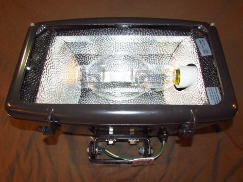 Commercial Industrial Floodlight Lithonia Lighting TFR 400M New With New Bulb
